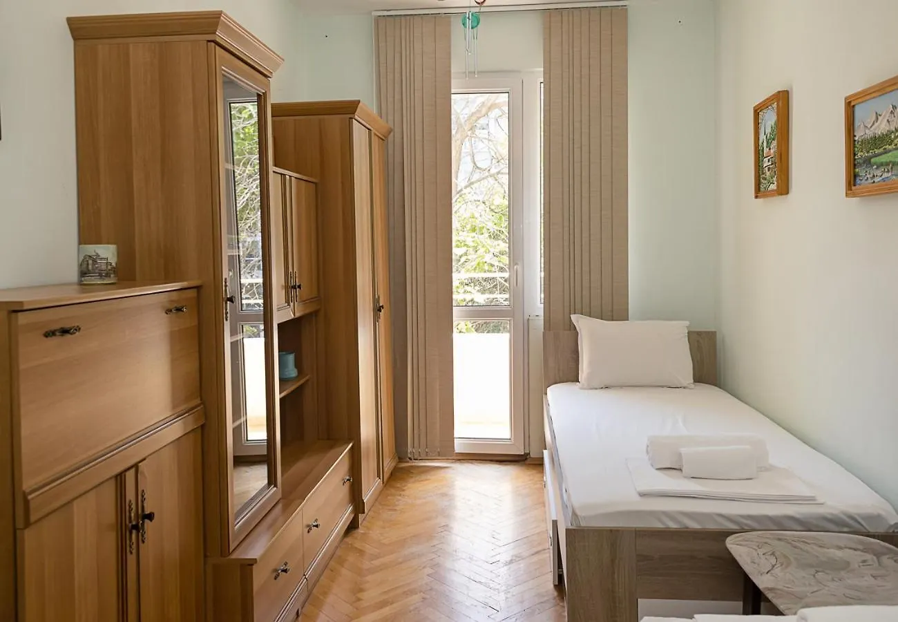 Sunny 2-Bedroom Flat Near Sea Garden I Chayka, Varna By Flat Mаnаger 0*,